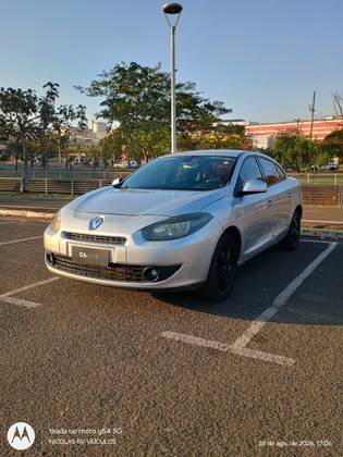 RENAULT FLUENCE 2.0 DYNAMIQUE 16V FLEX 4P AUTOMÁTICO RENAULT FLUENCE 2.0 DYNAMIQUE 16V FLEX 4P AUTOMÁTICO